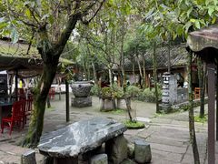 -土砂锅生态山庄·非遗砂锅雅鱼