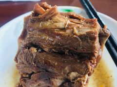 精品羊蝎子-亿诣蝎府炸酱面羊蝎子火锅(酷车小镇店)