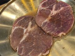 -臻牛烤肉