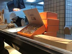 -鲍师傅糕点(江苏路店)