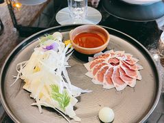 三年金钱火腿配大理手撕乳扇-泓0871臻选云南菜·味庄