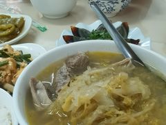 酸菜牛肉米饭-满满高压锅焖牛肉(七纬路店)