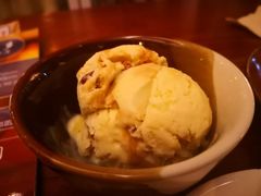 杏仁太妃糖冰淇淋-萨尔瓦多Salvador's