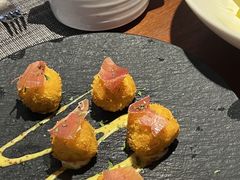 -MONICH牛排融合餐厅(和义大道购物中心店)