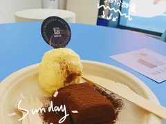 -HUGS coffee(东区店)