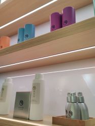 -颜居屋科技美肤