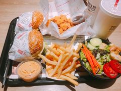 -The Habit Burger Grill 哈比特汉堡(复兴soho店)