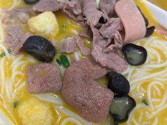 -粉小主·贵州酸汤牛肉粉(南京仙林金鹰店)