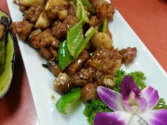 吉祥三宝-六和孝顺素食餐厅(西湖道店)
