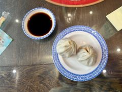 -笑来喜馄饨小笼工坊(通扬路店)