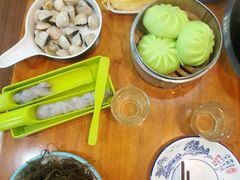 -老何家后安粉·糟粕醋海鲜火锅(三亚湾椰梦长廊店)