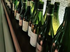 -肆海小川菜酒馆Wine Bistro (青年路店)