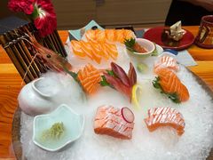 极品三文鱼刺身盛合-文三酒肆自助放题(新街口友谊广场店)