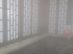 -裕龙汤泉