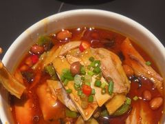 -辣尚瘾·烤鱼·新川菜(交大直营店)