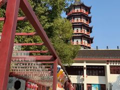 -绳金塔