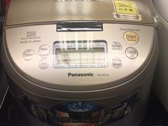 -百老汇(海港城海洋中心店)