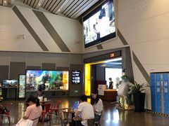 等候区-万达影城(金山万达广场IMAX店)