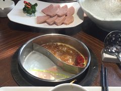 -泓炙颐凤鲜海鲜火锅料理(桐乡店)