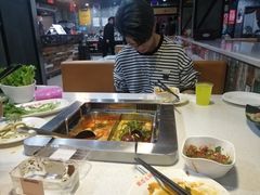 -新百幺妹火锅(新百广场万宇步行街总店)