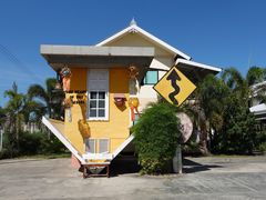 -倒立小屋