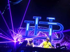 -简奥斯汀·赫本酒吧