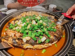 -辣尚瘾·烤鱼·新川菜(牡丹园直营店)