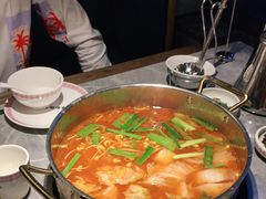 -野山舂·贵州现舂酸汤牛肉(民生路店)