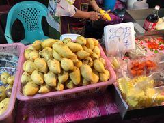 -芒果糯米饭摊子