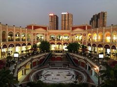 -佛罗伦萨小镇广佛名品奥特莱斯(疏港路店)