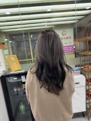 -镁连社·美联社