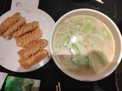 -芳芳私房菜·精做淮扬菜(承德路店)
