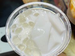 -喜茶(烟台海港路振华商厦店)