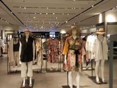 -ZARA(凯德乐峰广场店)