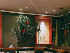 -八府香鸭·啫啫煲(华山路店)