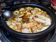 -一朵菌·野生菌探索家火锅(南亚店)