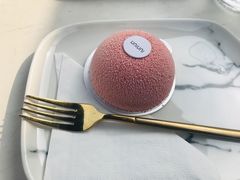 桃金娘-UNI UNI(环亚凯瑟琳店)