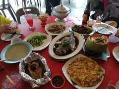 -大树下海鲜饭店