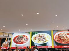 -川流不息·地道川菜·小龙虾(松东路店)