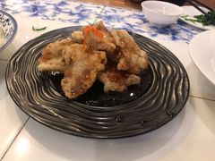 锅包肉-东方饺子王(新奥购物中心店)