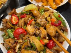 -鸿顺老铁锅美蛙鱼府(解放碑店)