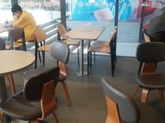 大堂-汉堡王(徐汇绿地缤纷店)
