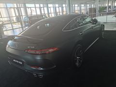 -天津波士信达奔驰4S店(卫津南路店)