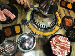 -哈哈碳都·牛肋条无限自助烤肉(台江万达店)