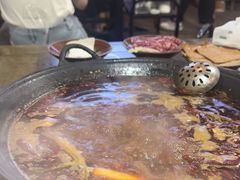 -黄潇洒老火锅(九眼桥宏济巷店)