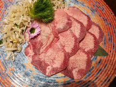 葱盐薄切牛舌-隐炉和牛烧肉店(群力店)