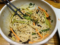 鸡丝凉米线-云海肴·汽锅鸡·云南菜(天津国金汇店)