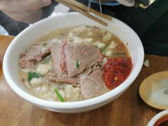 -刘信牛羊肉泡馍小炒(回民街店)