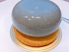 黑芝麻百香果慕斯-熊叔熊婶面包房(团结湖店)