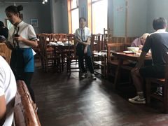 大堂-大草原清真饭庄(沙河店)